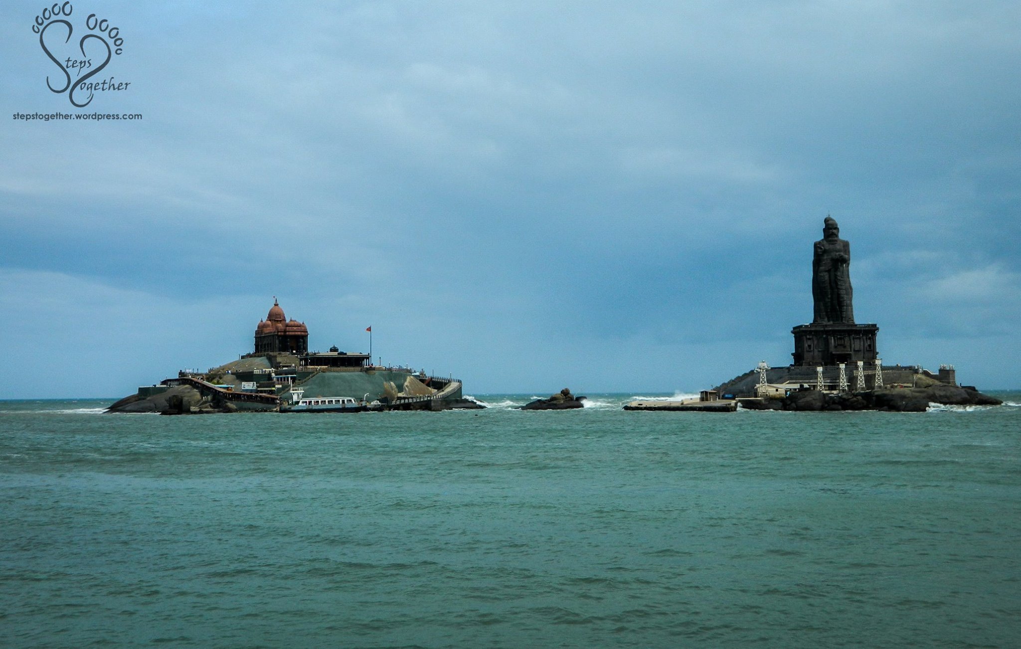 Vivekananda Rock Memorial and Thiruvalluvar Statue Vivekananda Rock Memorial and Thiruvalluvar Statue